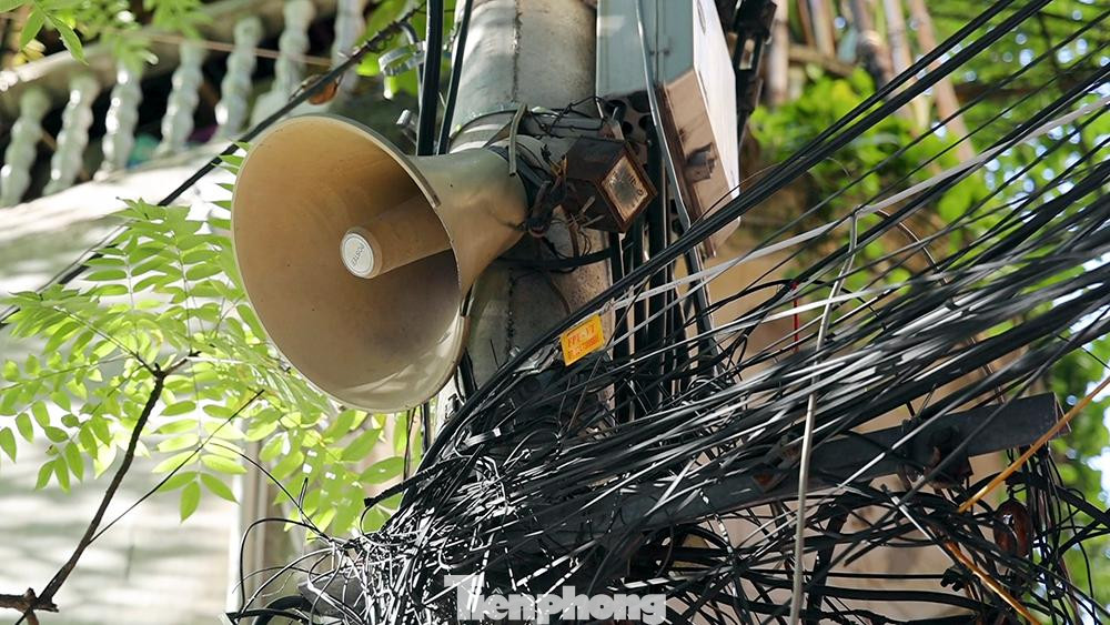 Từ khi có dịch, những thông tin về dịch bệnh, về cách phòng tránh được phát nhiều lần, lặp đi lặp lại trên loa phát thanh giúp người dân dễ hiểu, dễ thuộc và dễ làm theo