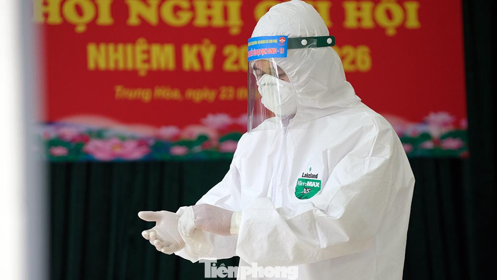 Tất cả các mẫu xét nghiệm RT-PCR được ghi rõ thông tin của người dân.