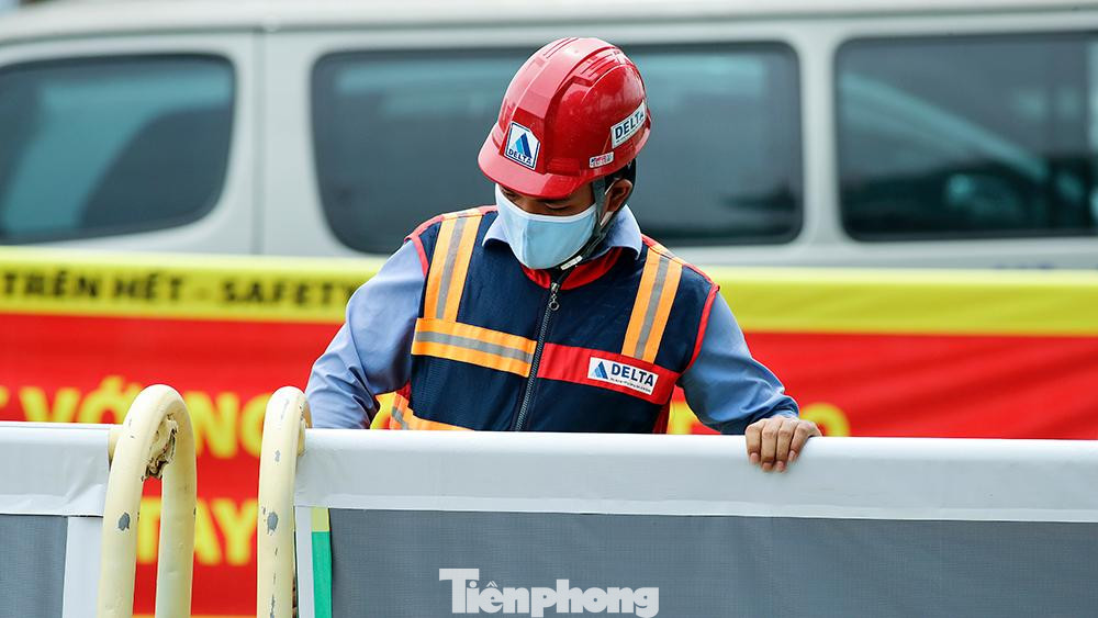 Bệnh viện dã chiến này dự kiến là nơi điều trị các bệnh nhân COVID-19 nặng và nguy kịch trên địa bàn Thủ đô Hà Nội.