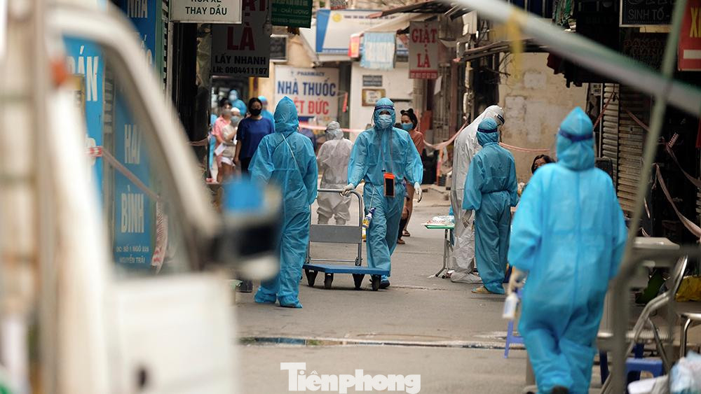 Trong ngày hôm nay (30/8), Hà Nội có 45 ca dương tính COVID-19 được ghi nhận, trong đó quận Thanh Xuân có số người nhiễm cao nhất là 32 ca.