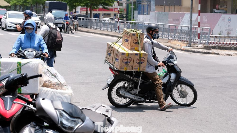 Hiện nay, tất cả các F0 đã được đưa đi điều trị tại các cơ sở y tế trên địa bàn thành phố. Các trường hợp F1 đã được đưa đi cách ly tập trung. Các địa điểm liên quan đều đã được phun hóa chất khử khuẩn môi trường xung quanh.