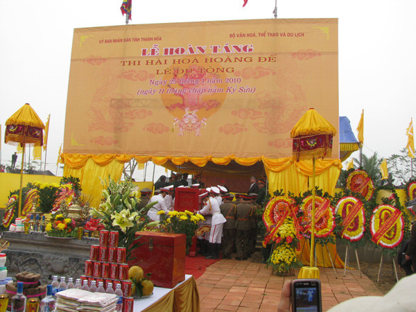 Chùm ảnh của Hoàng Lam