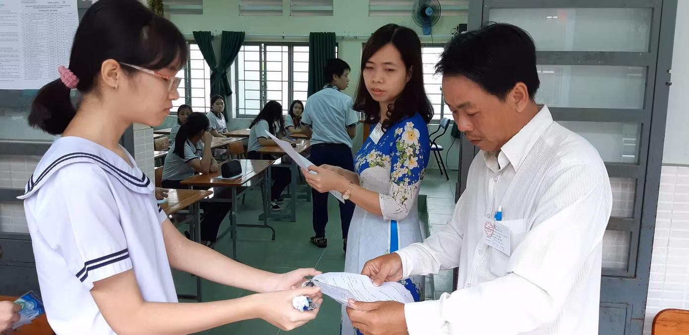 Ép trường ký suất ăn: Phòng GD&ĐT mời hiệu trưởng lên làm việc ảnh 6 Ép trường ký suất ăn: Phòng GD&ĐT mời hiệu trưởng lên làm việc ảnh 6