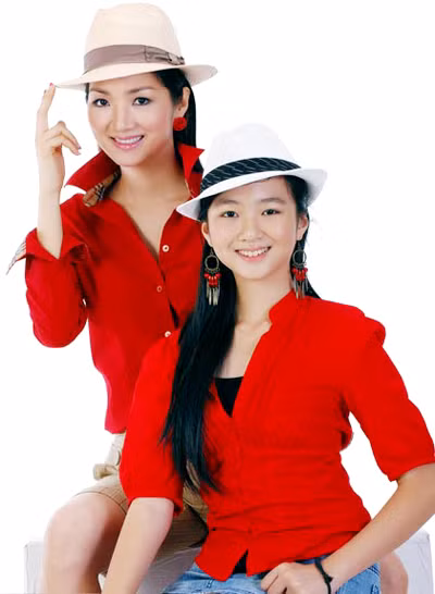 Hoa hậu Đền Hùng Giáng My và con gái