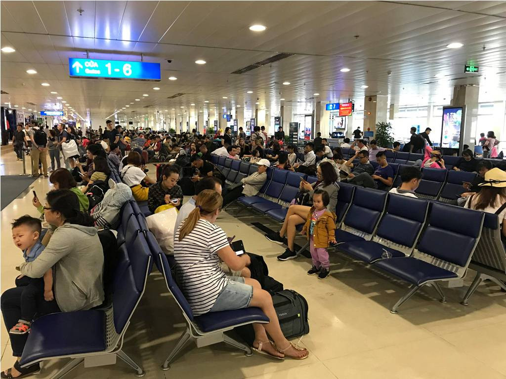 Pháo hoa rực sáng bầu trời chào đón năm mới Kỷ Hợi ảnh 84