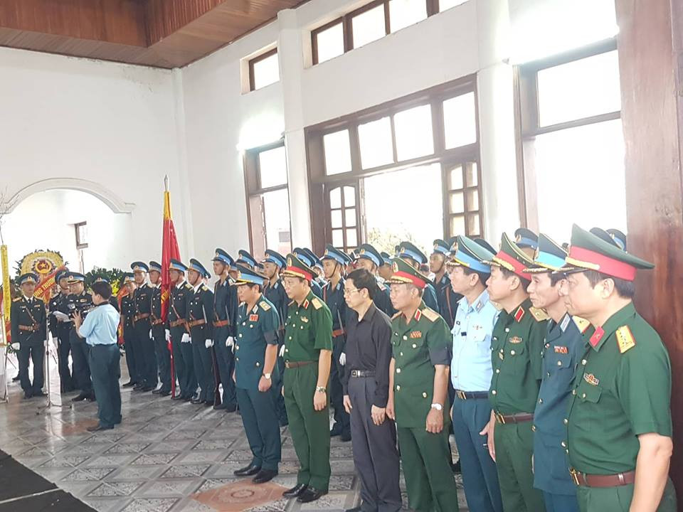 Tiễn đưa hai phi công Su-22 về đất mẹ ảnh 5