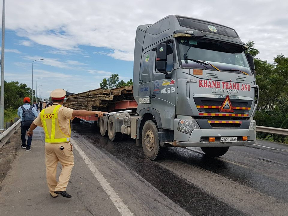 Xe đi rước dâu gặp nạn, 13 người tử vong ảnh 13