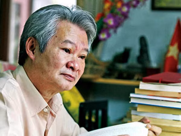 Triết gia Bùi Văn Nam Sơn. Ảnh: T.L