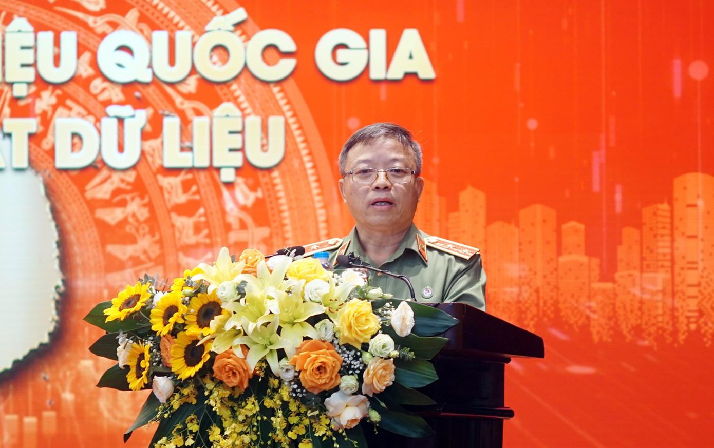 Trung tướng PGS.TS Phan Xuân Tuy - Bí thư Đảng ủy, Giám đốc Học viện Chính trị Công an nhân dân.