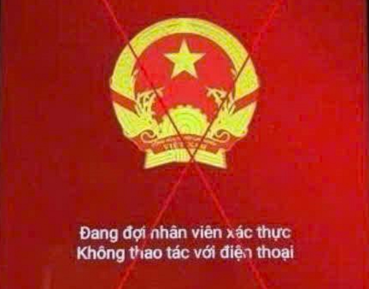 Sau khi cài đặt ứng dụng dịch vụ công giả mạo, nạn nhân sẽ bị chiếm quyền điều khiển điện thoại.