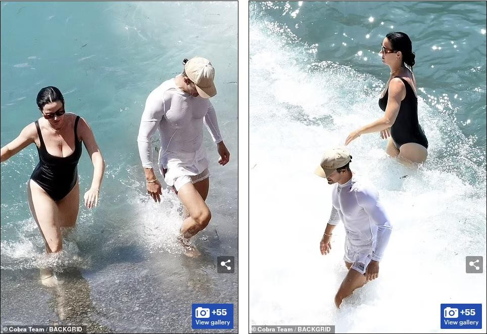 Hôm Chủ nhật (21/8), Katy Perry và vị hôn phu Orlando Bloom đi tắm biển cùng bạn bè ở Positano, Ý.