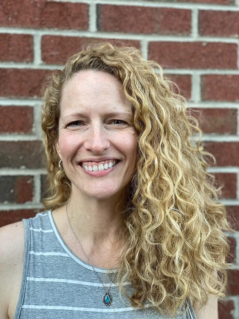 Tình đầu của Elon Musk, Jennifer Gwynne.