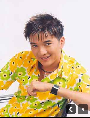 Đôi lúc, trông anh thật 