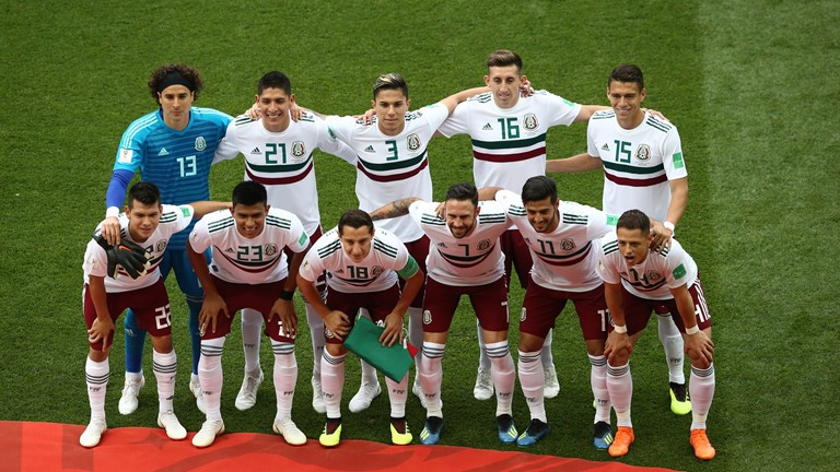 Hàn Quốc 1-2 Mexico: Lẳng lặng cúi đầu ảnh 8