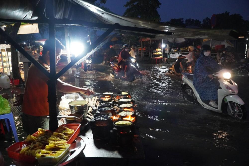 Đường Trần Xuân Soạn (quận 7) trong đợt triều cường tháng 8 vừa qua. Đường Trần Xuân Soạn (quận 7) trong đợt triều cường tháng 8 vừa qua.