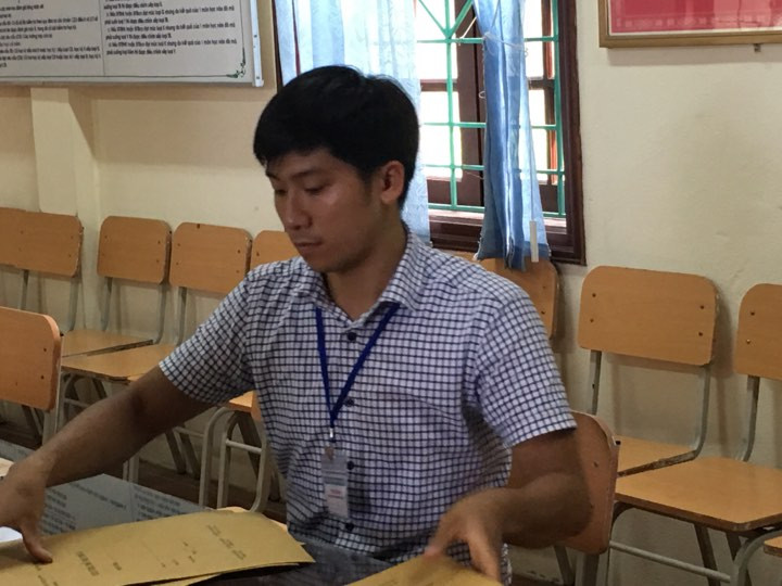 Thi THPT: Đề văn dễ thở, phát hiện thí sinh mang tài liệu vào phòng thi ảnh 13