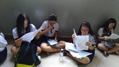 Thi THPT: Đề văn dễ thở, phát hiện thí sinh mang tài liệu vào phòng thi ảnh 36