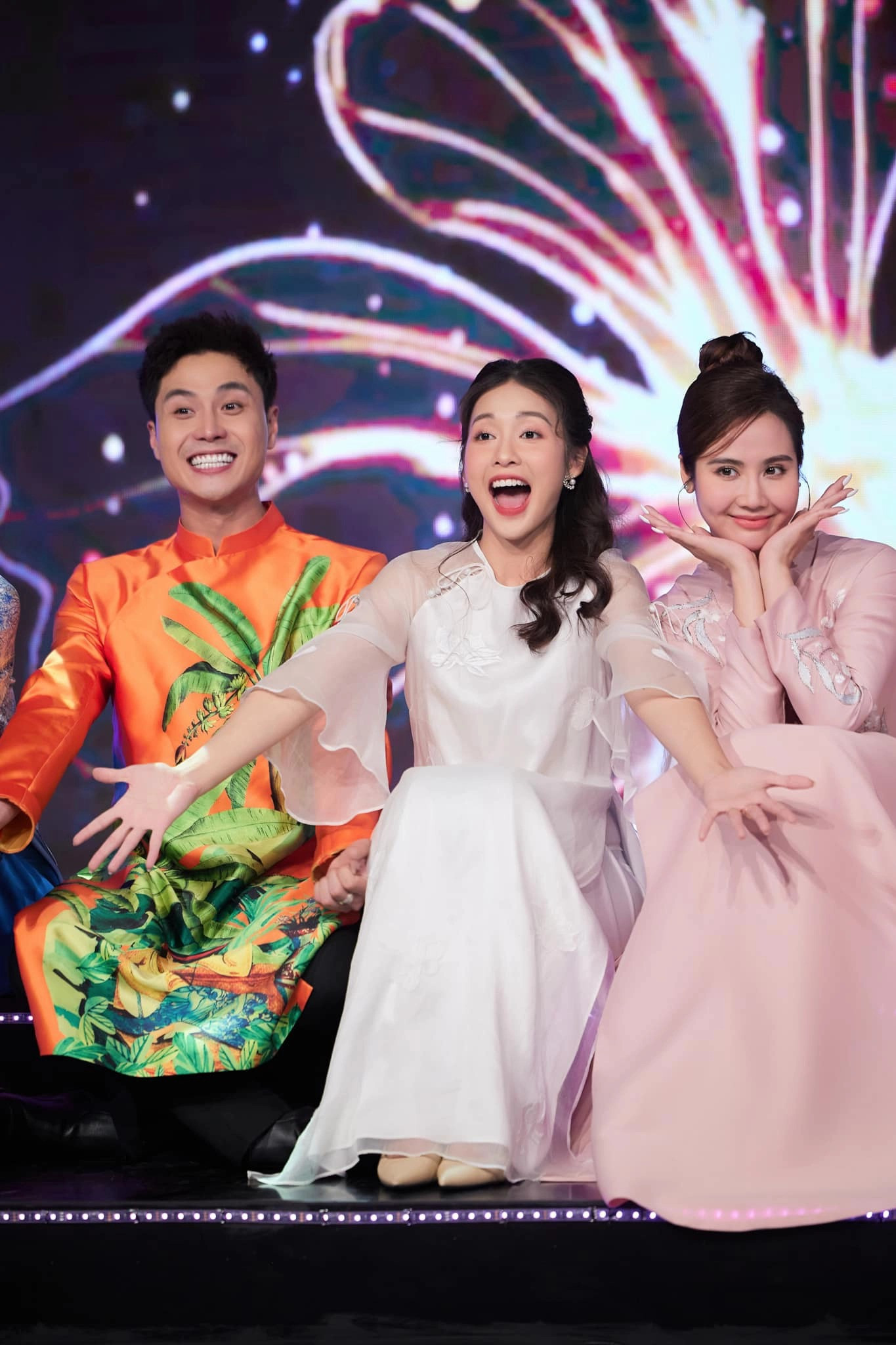 Cả hai rất ngọt ngào trong chương trình mới.