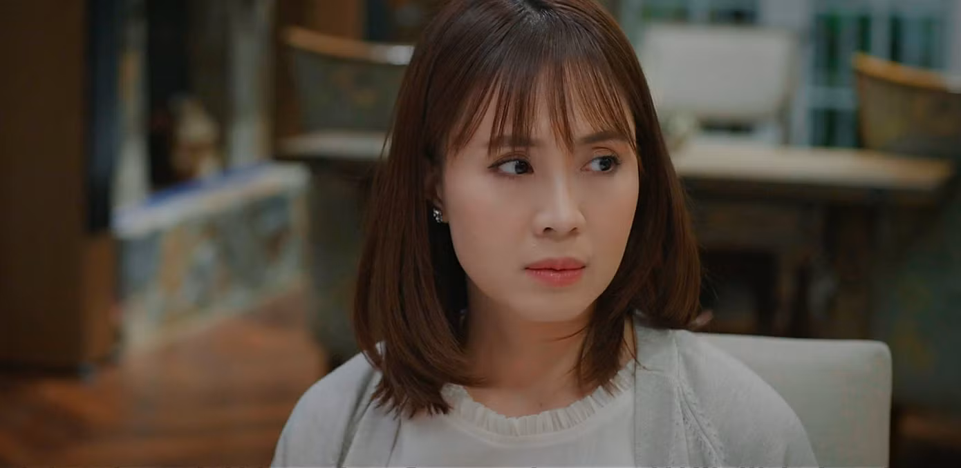 Nhân vật Ngân Hà lúc nào cũng ủ rũ thế này.