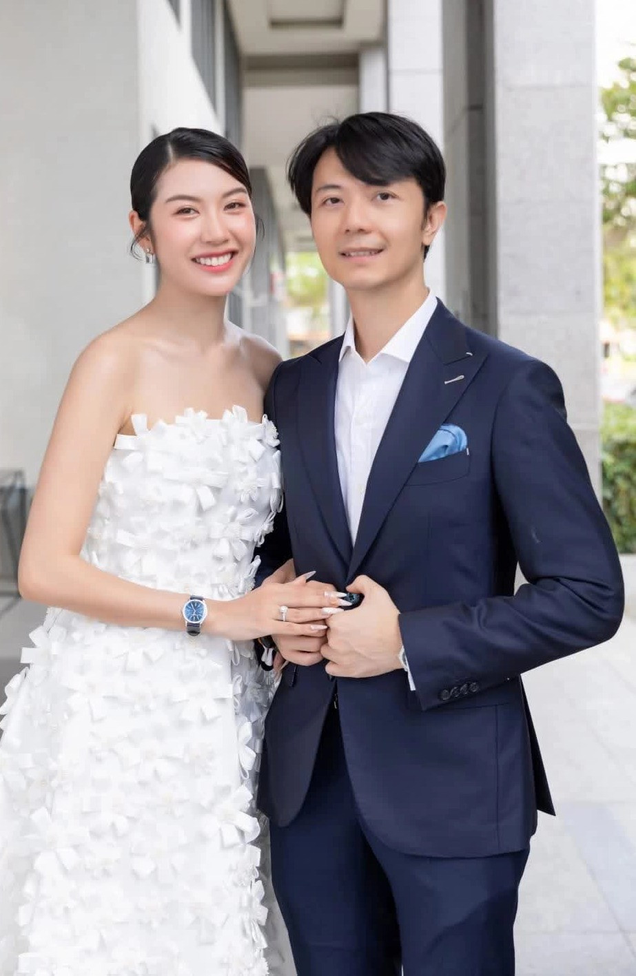 Á hậu Thúy Vân và chồng. Á hậu Thúy Vân và chồng.