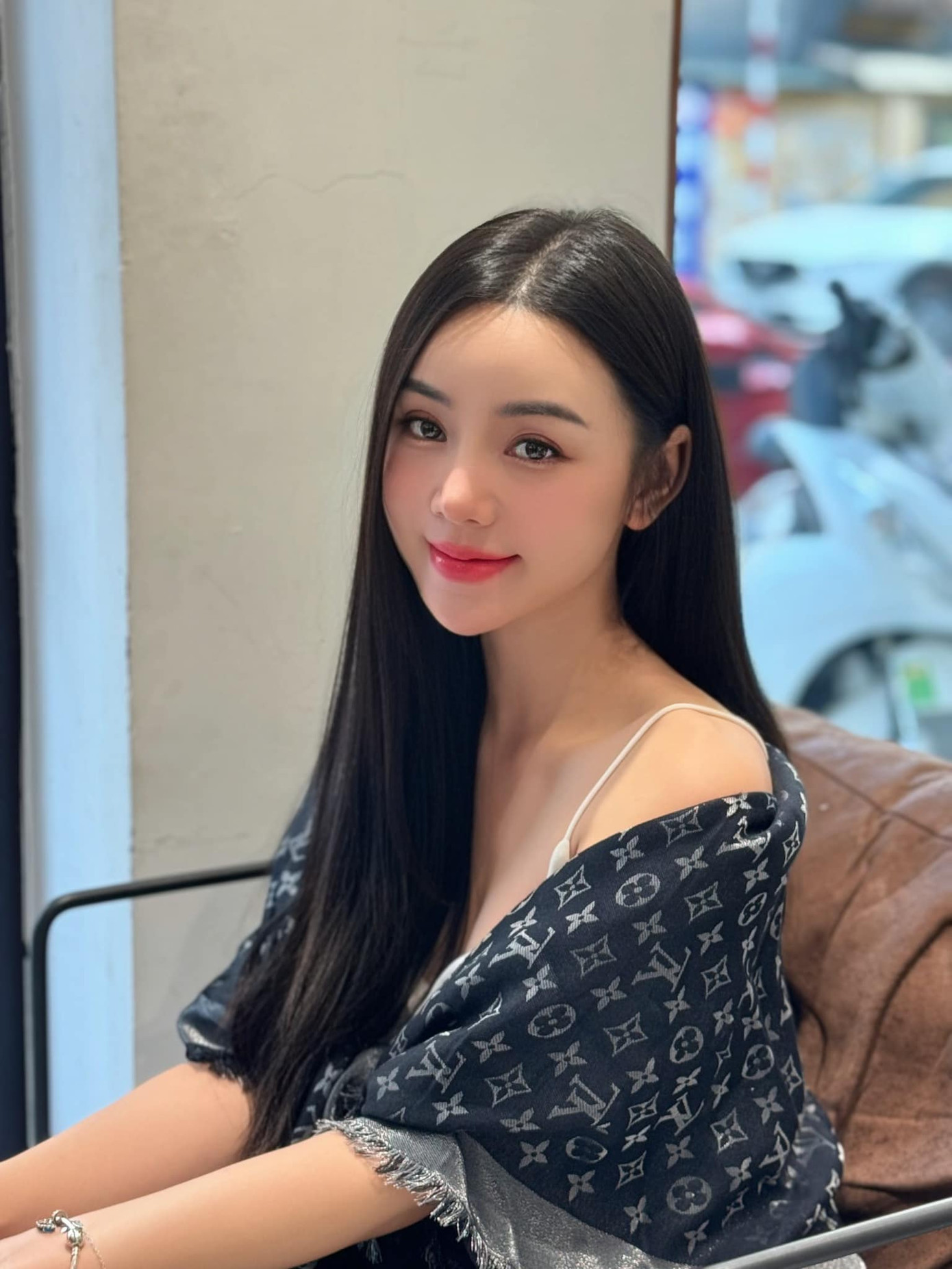 Quỳnh Kool sở hữu làn da mịn màng đáng ghen tị.