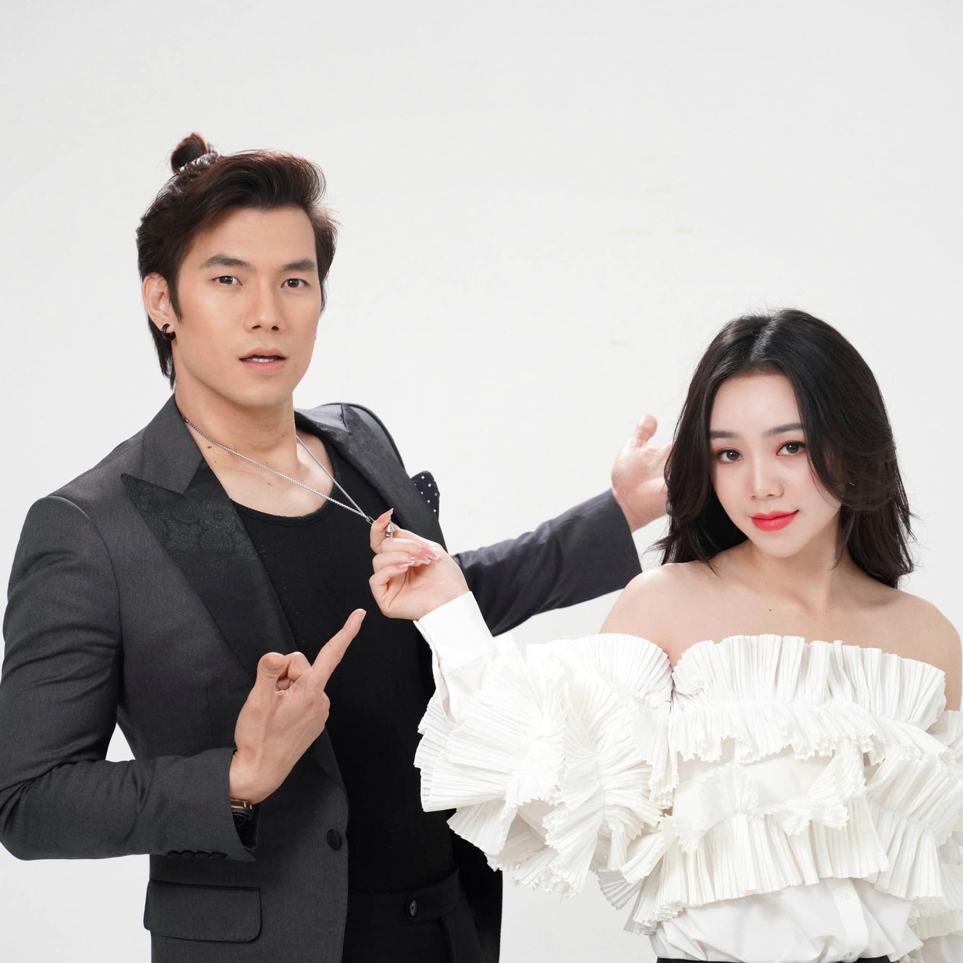 Nhan Phúc Vinh - Quỳnh Kool được khen đẹp đôi nhất phim Nhan Phúc Vinh - Quỳnh Kool được khen đẹp đôi nhất phim