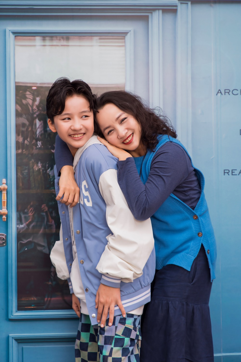 Nam Phong được mẹ truyền cảm hứng nghệ thuật từ khi còn bé xíu. Nam Phong được mẹ truyền cảm hứng nghệ thuật từ khi còn bé xíu.