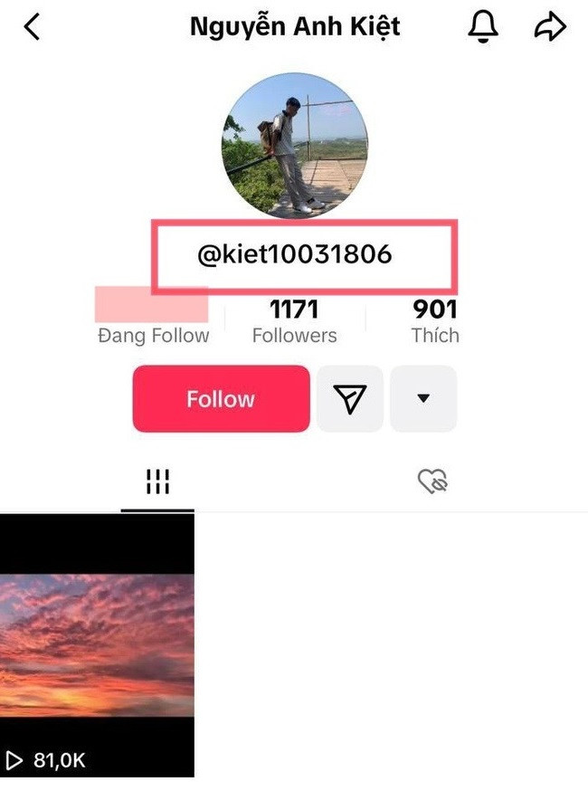 Tài khoản của Anh Kiệt có cả ngày sinh của Ý Nhi. Tài khoản của Anh Kiệt có cả ngày sinh của Ý Nhi.