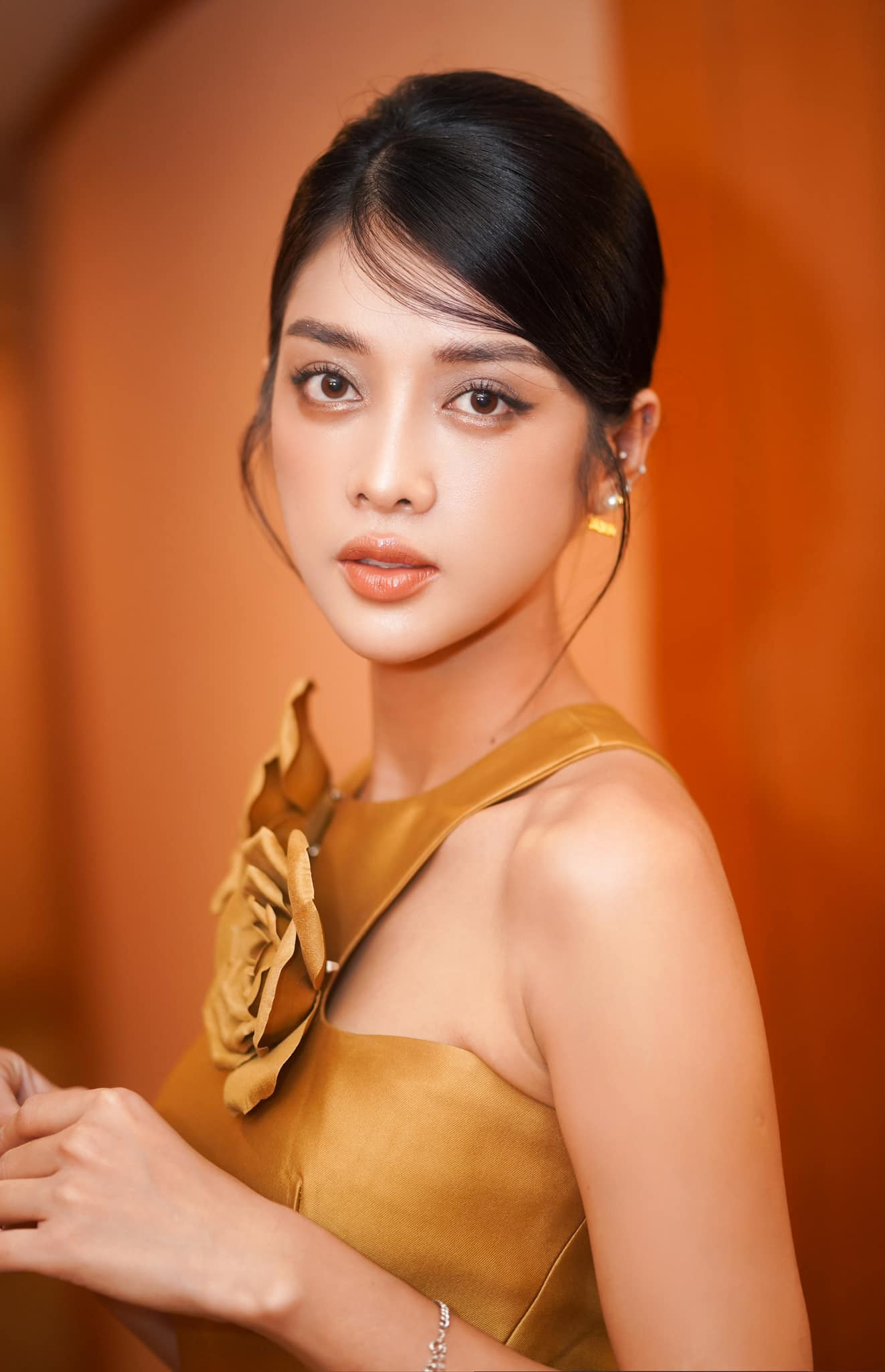 Quỳnh Lương và Trình Mỹ Duyên đang đóng chung phim.