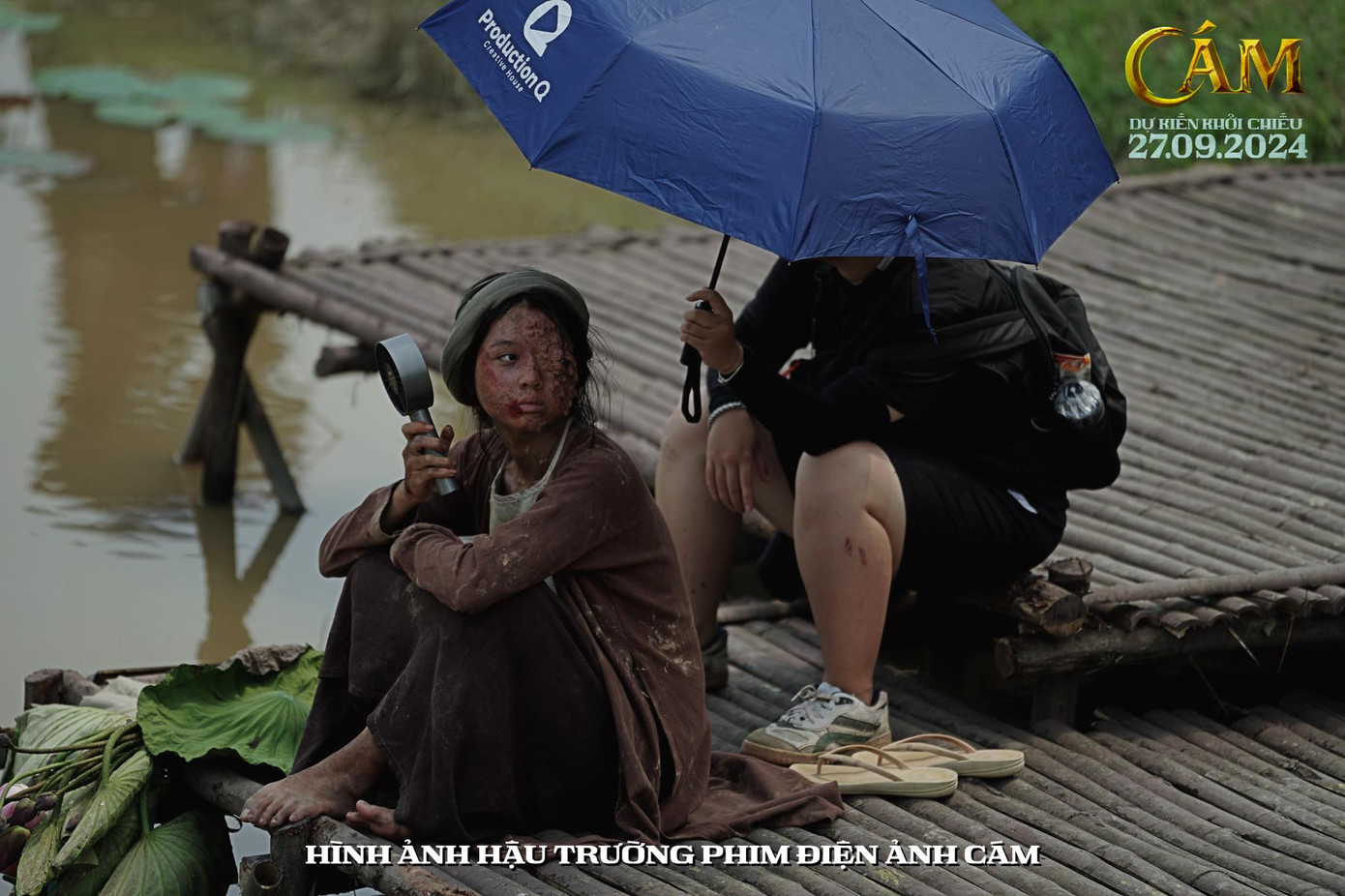 Nữ diễn viên dùng tới 19 chiếc mặt nạ trong suốt bộ phim.