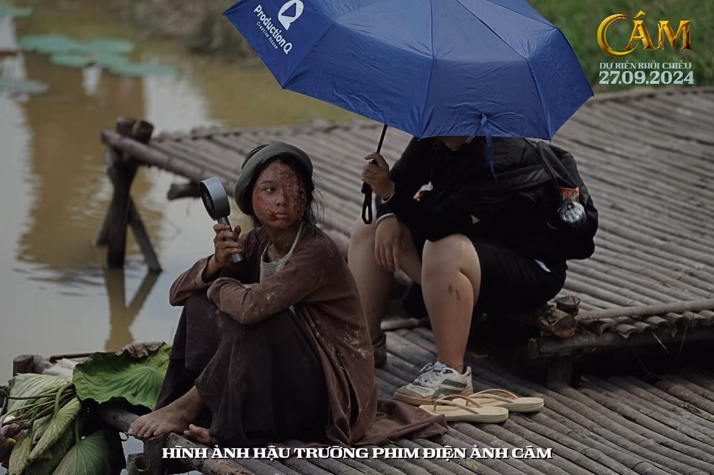Nữ diễn viên dùng tới 19 chiếc mặt nạ trong suốt bộ phim.