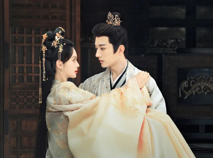 Thì Lưu Học Nghĩa chưa tạo được cảm giác cặp đôi.