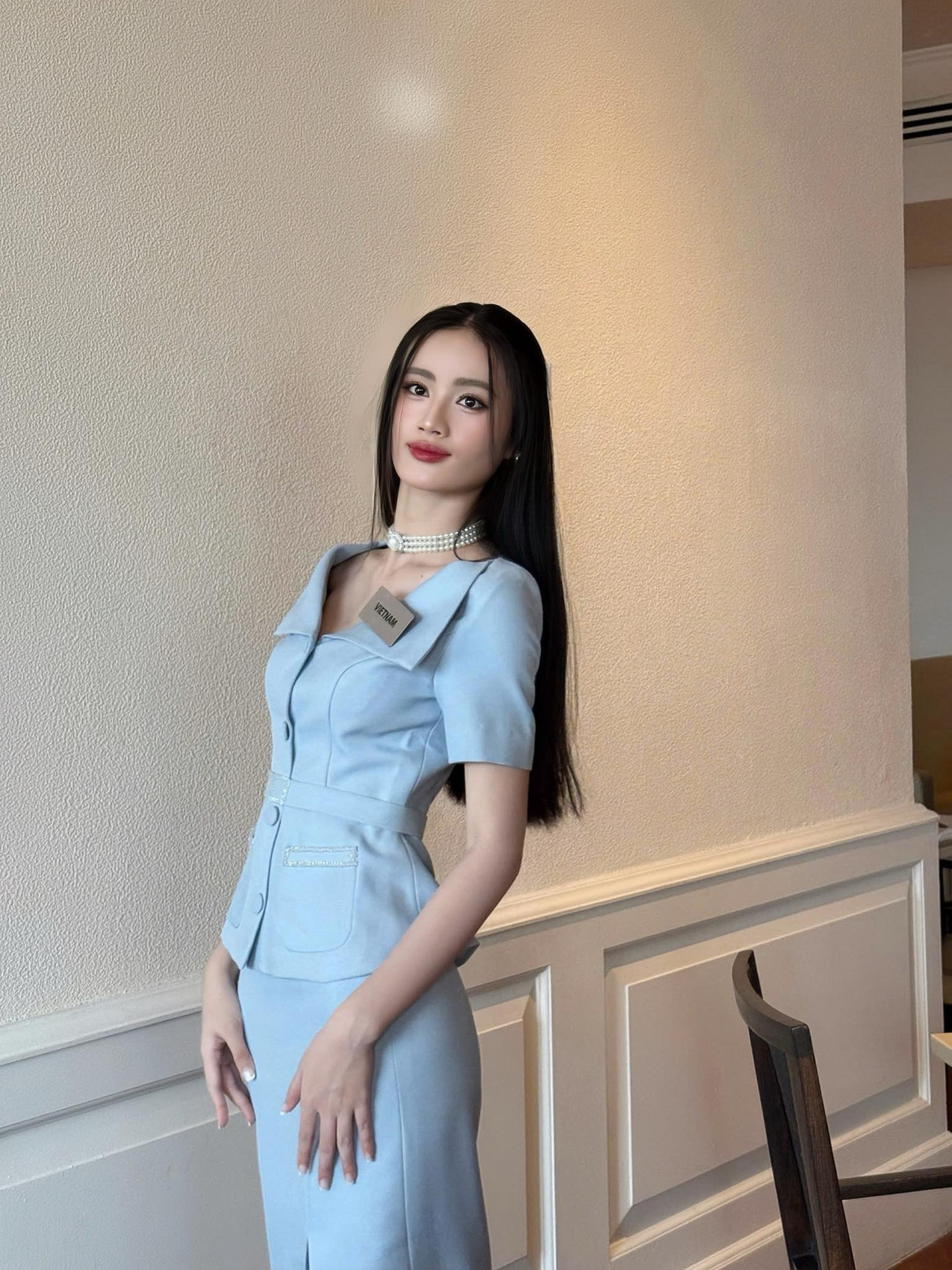 Hoa hậu Ý Nhi vẫn còn nhiều cơ hội lọt Top 40 nếu tiếp tục cố gắng. Hoa hậu Ý Nhi vẫn còn nhiều cơ hội lọt Top 40 nếu tiếp tục cố gắng.