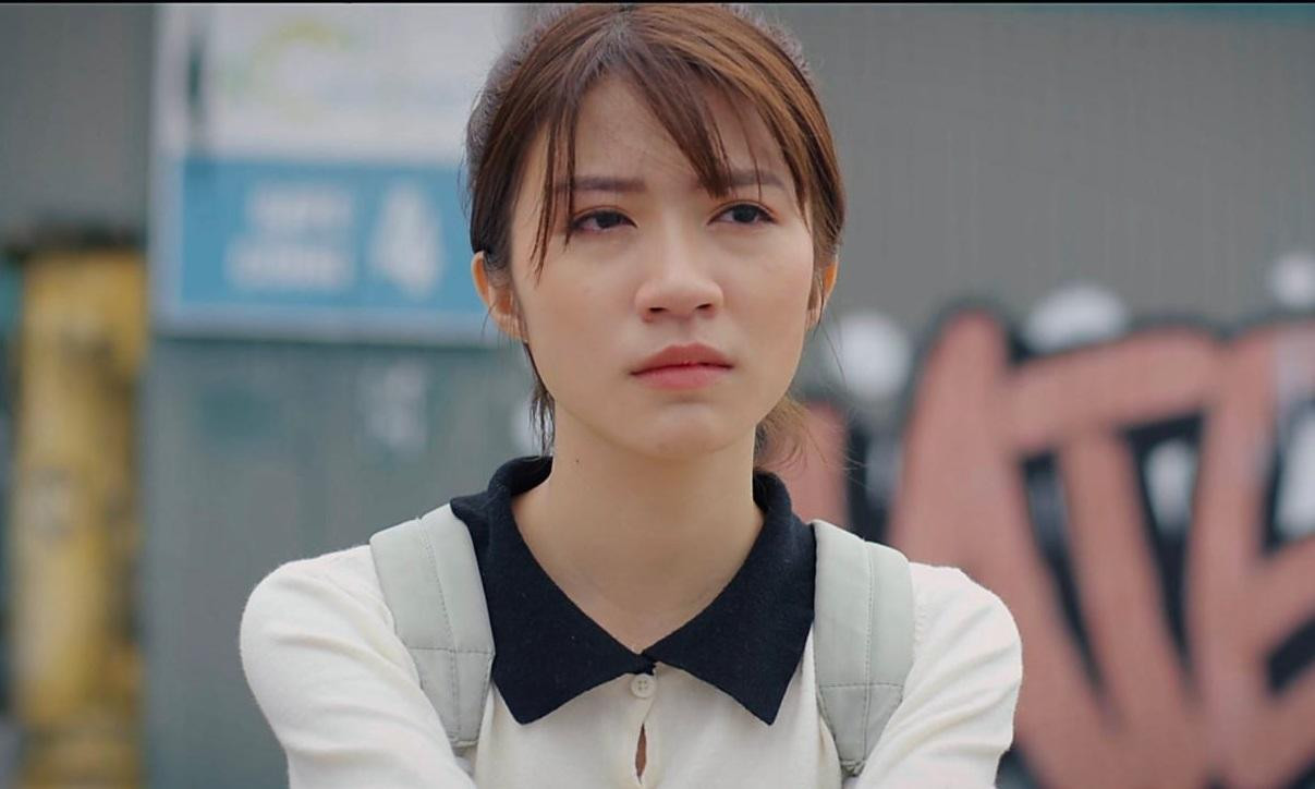 Vân Vân đang gặp mâu thuẫn lớn với mẹ Vân Vân đang gặp mâu thuẫn lớn với mẹ