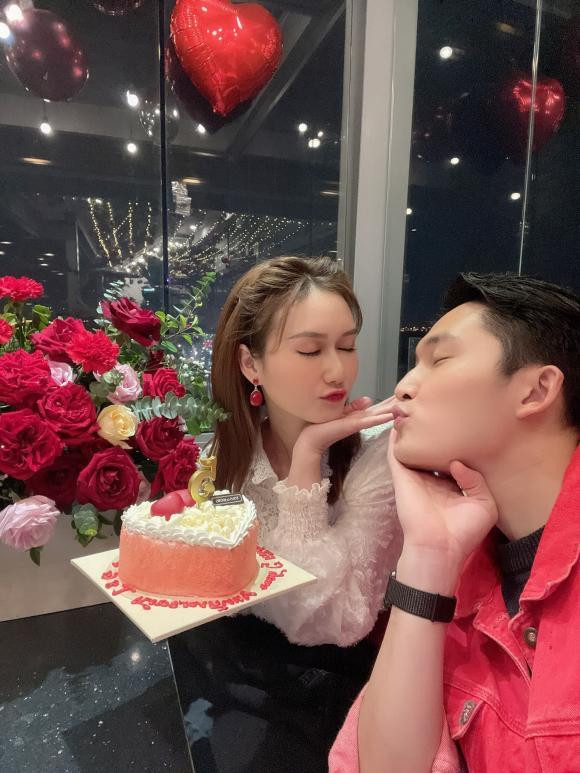 Phải chăng Đình Tú là người chủ động nói lời chia tay? Phải chăng Đình Tú là người chủ động nói lời chia tay?