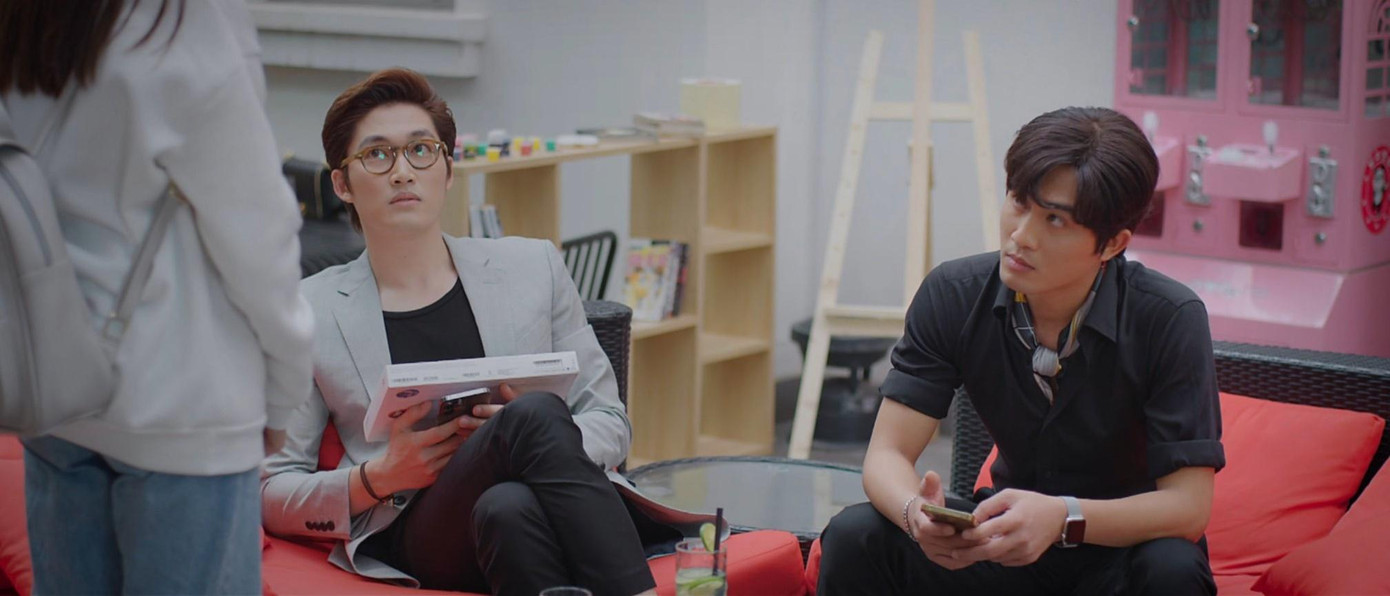 Vân Vân hiểu lầm anh em Duy - Phong trêu đùa mình Vân Vân hiểu lầm anh em Duy - Phong trêu đùa mình