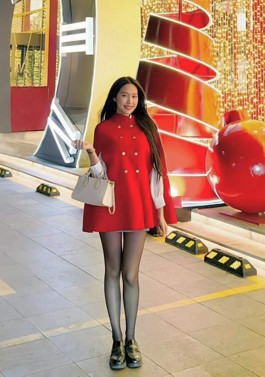 Vóc dáng Doãn Hải My vẫn rất thon thả.