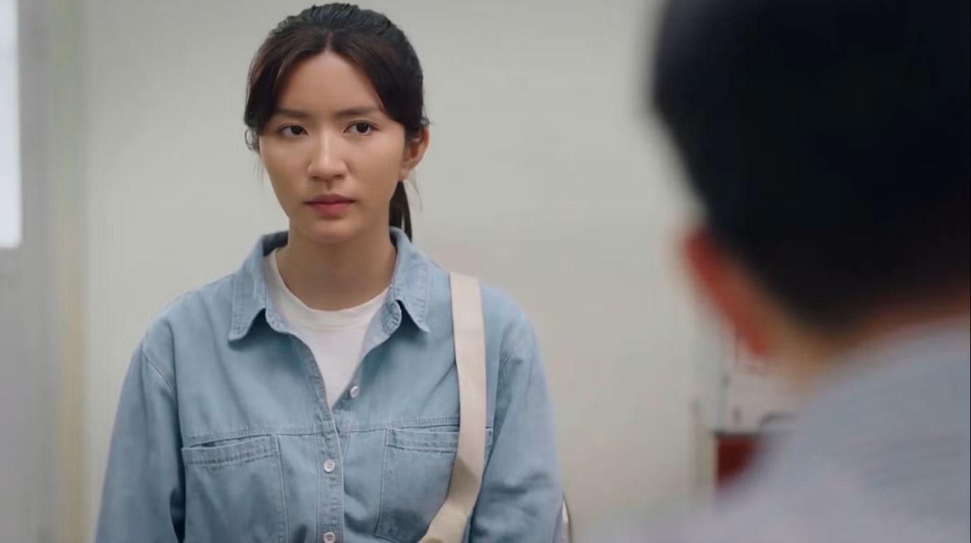 Xuân đi ở nhờ mà lại hay săm soi để ý.