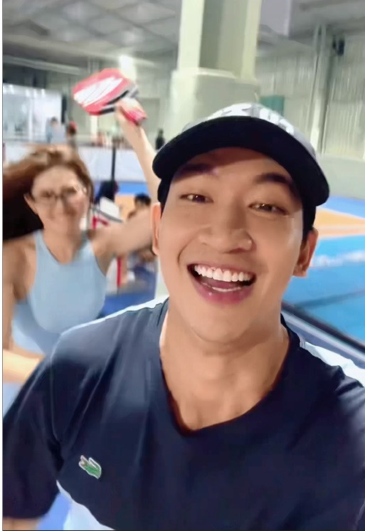 Võ Cảnh đăng video đi tập pickleball và chỉ dùng hashtag #ThuyNgan. Võ Cảnh đăng video đi tập pickleball và chỉ dùng hashtag #ThuyNgan.