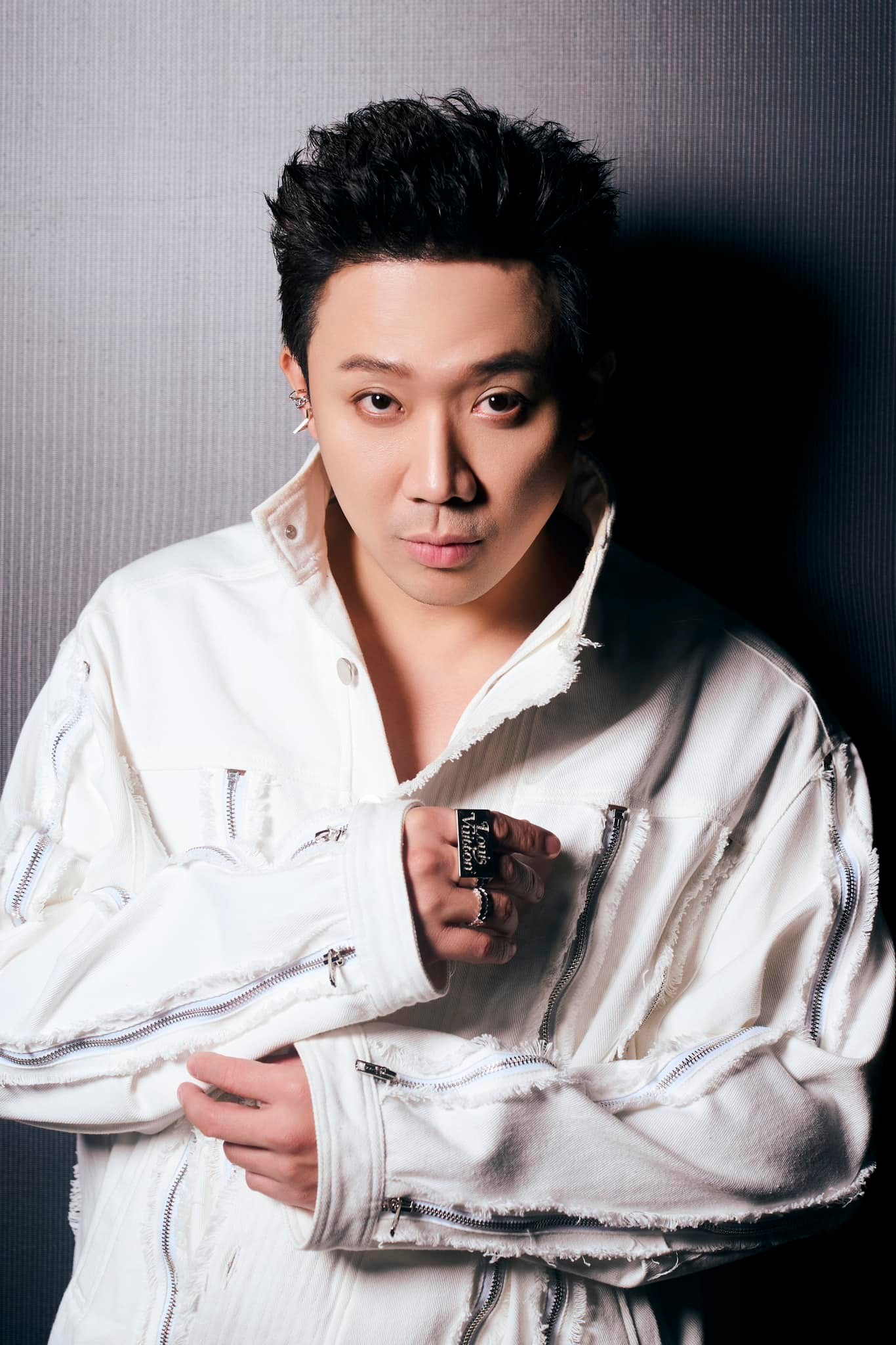 Nam MC nhắc lại chuyện mình từng bị chỉ trích vì chế giễu ngoại hình người khác. Nam MC nhắc lại chuyện mình từng bị chỉ trích vì chế giễu ngoại hình người khác.