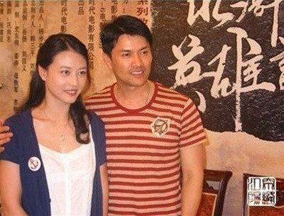 Lữ Lương Vỹ có bài đăng tiếc thương vợ cũ. Lữ Lương Vỹ có bài đăng tiếc thương vợ cũ.