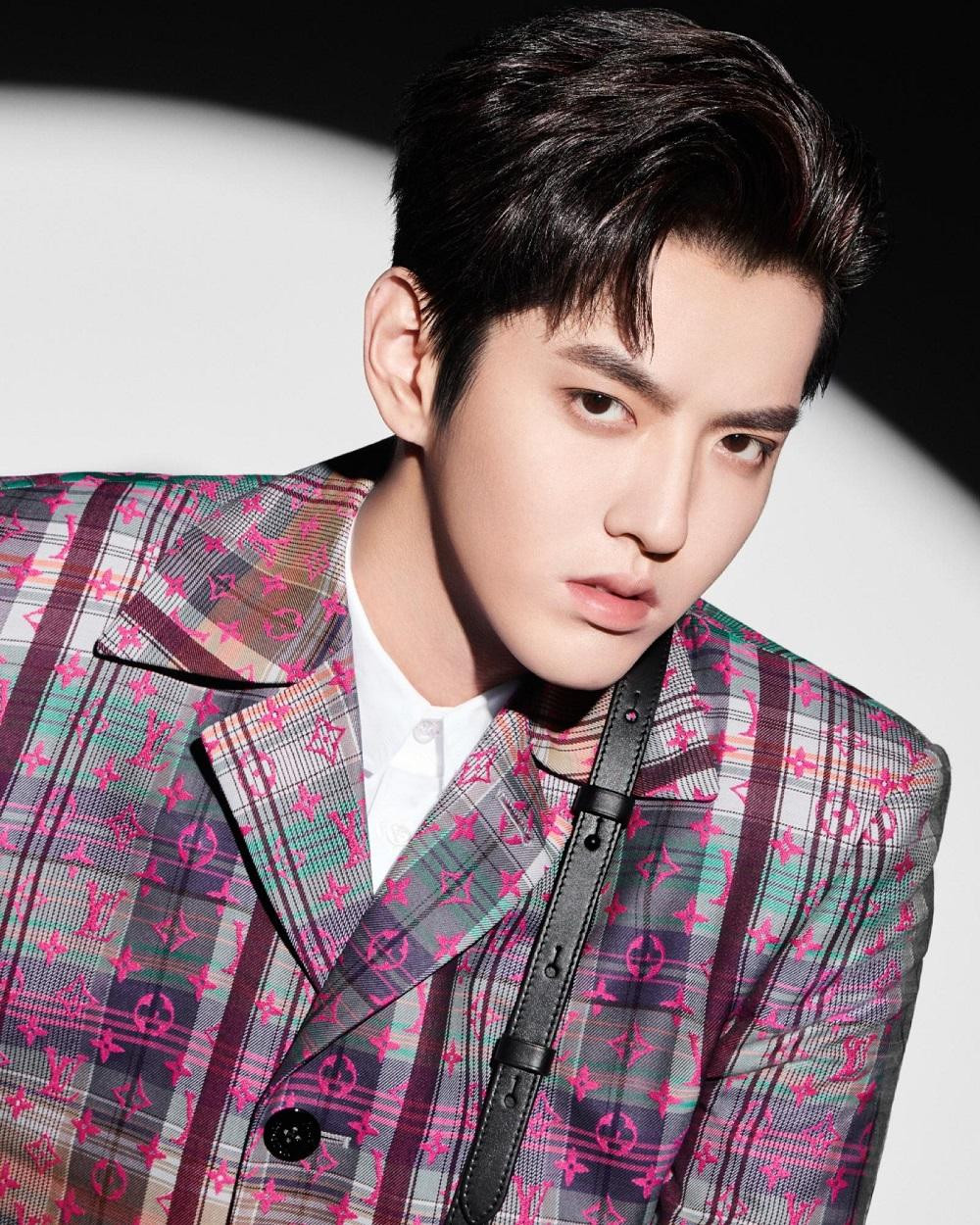 Ngô Diệc Phàm có nguy cơ đền bù hàng loạt hợp đồng