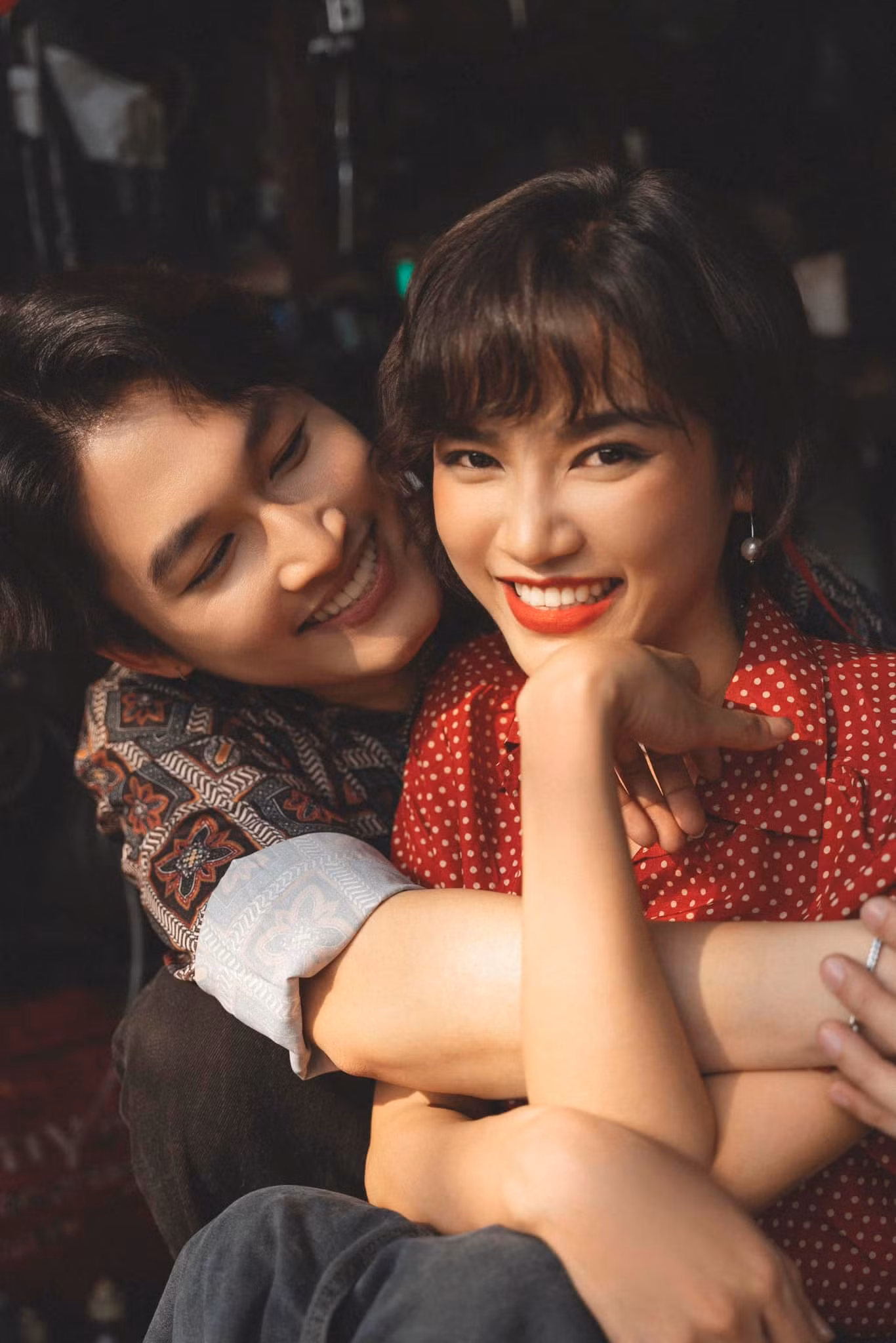 Đình Tú khen Anh Đào diễn xuất tự nhiên.