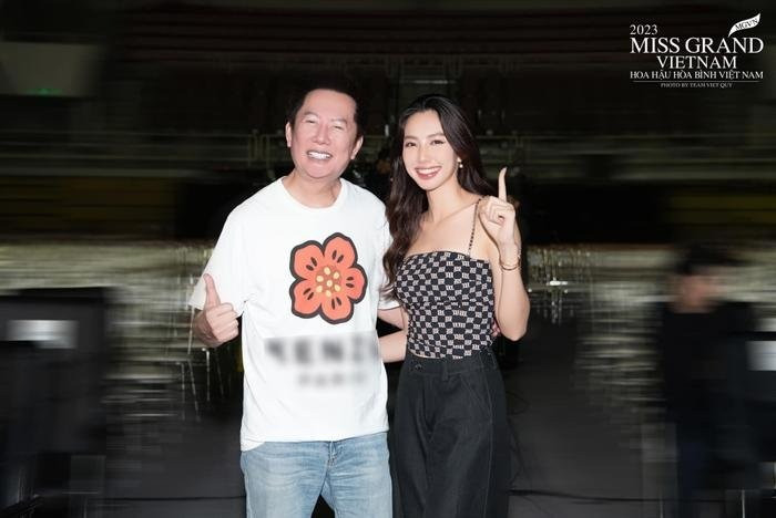 Cả hai rất vui khi hội ngộ tại Việt Nam Cả hai rất vui khi hội ngộ tại Việt Nam