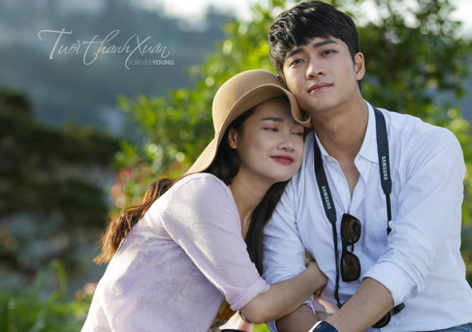 Moonbin từng xuất hiện thoáng qua trong phim Tuổi Thanh Xuân.