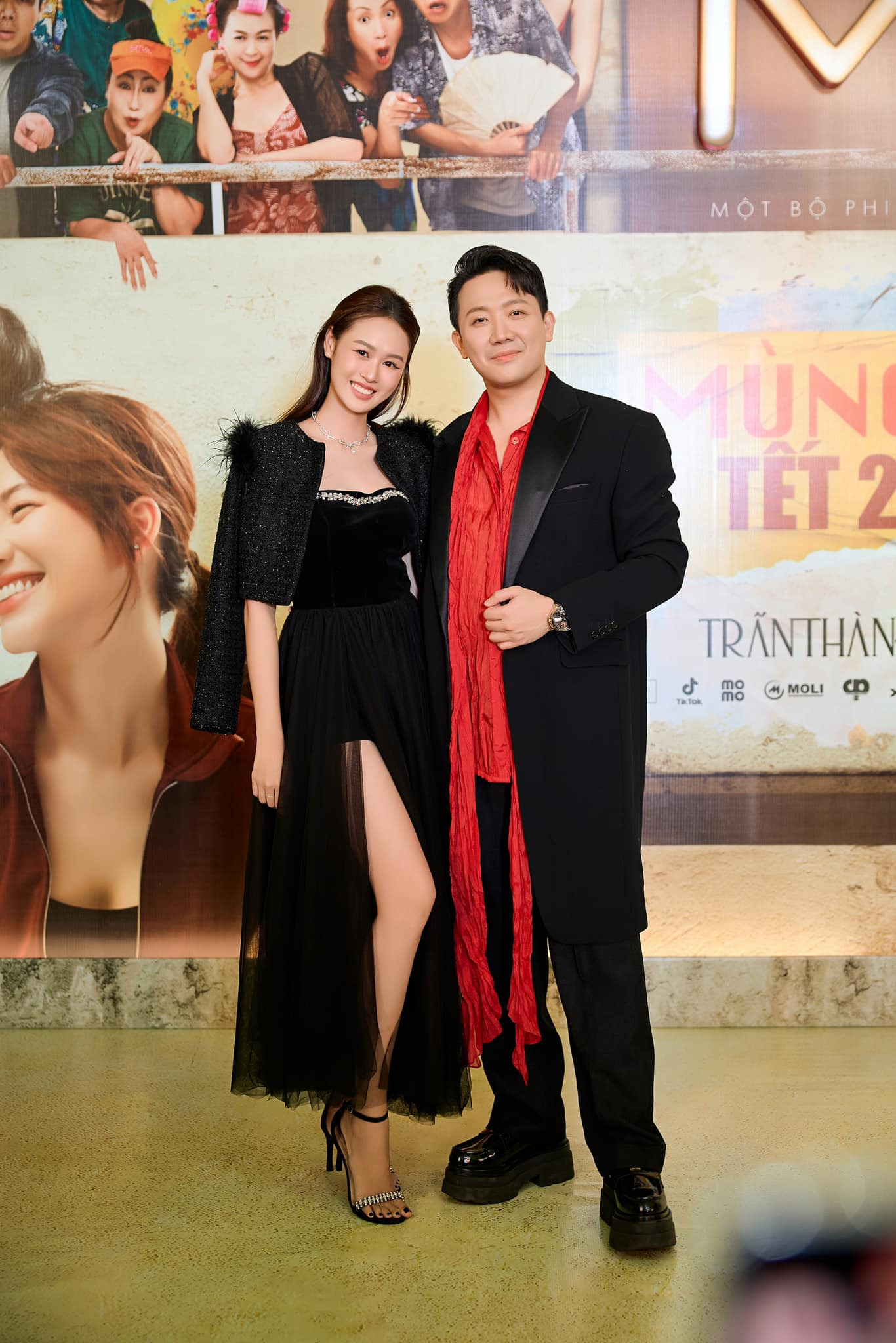 Chính Trấn Thành đã đặt nghệ danh Anh Phạm cho bà xã của bạn thân. Chính Trấn Thành đã đặt nghệ danh Anh Phạm cho bà xã của bạn thân.