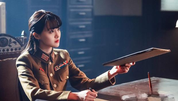 Trịnh Sảng trong phim Tuyệt Mật Giả Trịnh Sảng trong phim Tuyệt Mật Giả