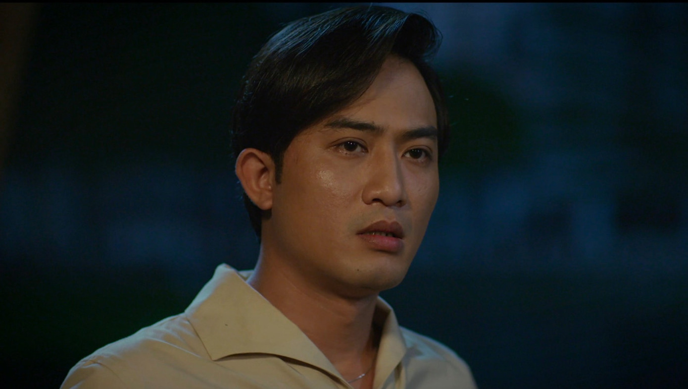 Doãn Quốc Đam rất chăm chỉ đóng phim. Doãn Quốc Đam rất chăm chỉ đóng phim.