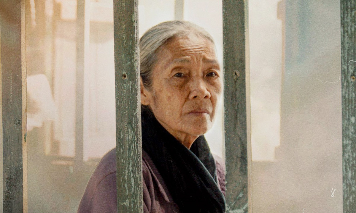 Lật Mặt 7 có đề tài khác hẳn những tập phim trước. Lật Mặt 7 có đề tài khác hẳn những tập phim trước.