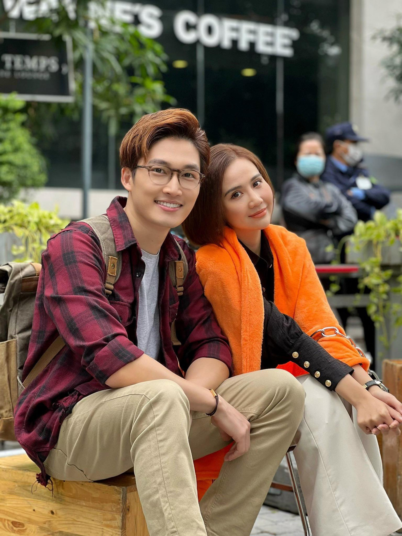 Lẽ nào Quỳnh Kool có liên quan đến chuyện tình của cặp đôi chính? Lẽ nào Quỳnh Kool có liên quan đến chuyện tình của cặp đôi chính?